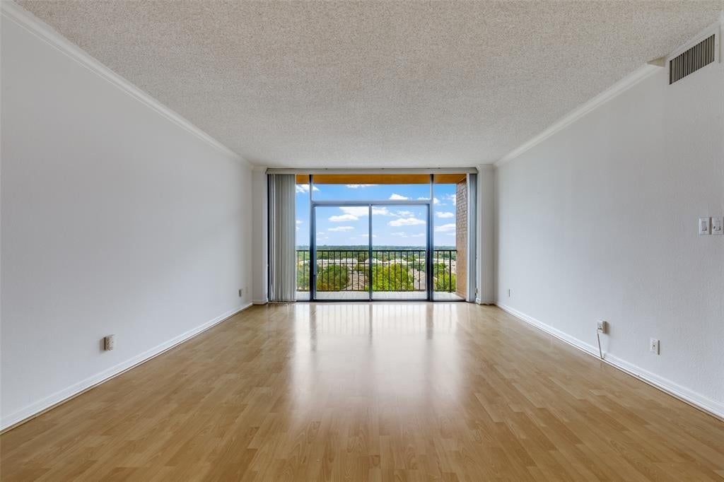 5200 Keller Springs Road 824, Dallas