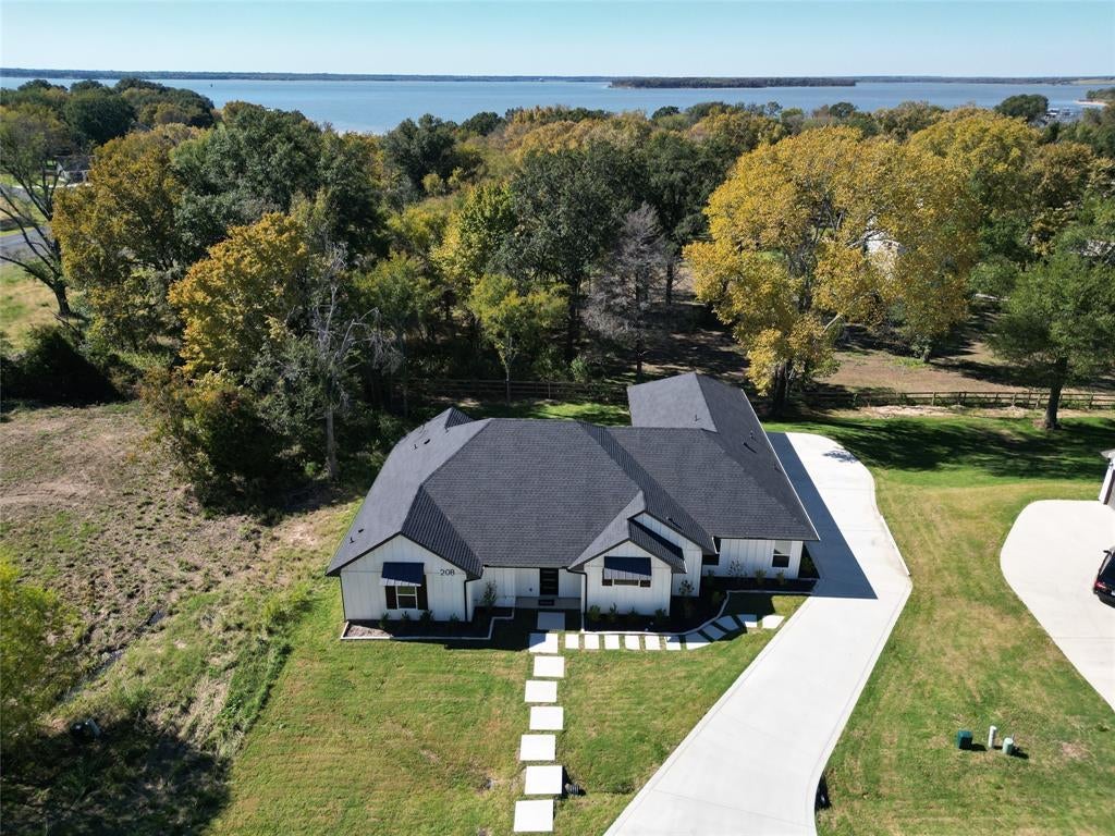 208 Splitrail Drive, Mabank