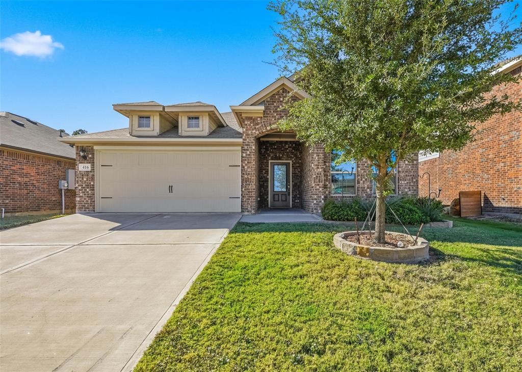 416 Lowery Oaks Trail, Fort Worth