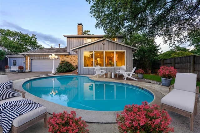 12205 Brookmeadow Lane, Dallas