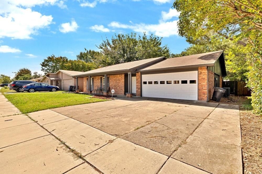 4028 Dogwood Lane, Fort Worth