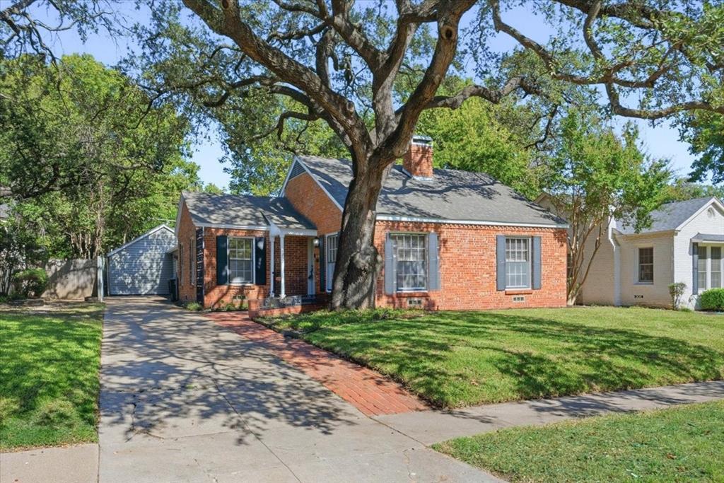 4232 Pershing Avenue, Fort Worth