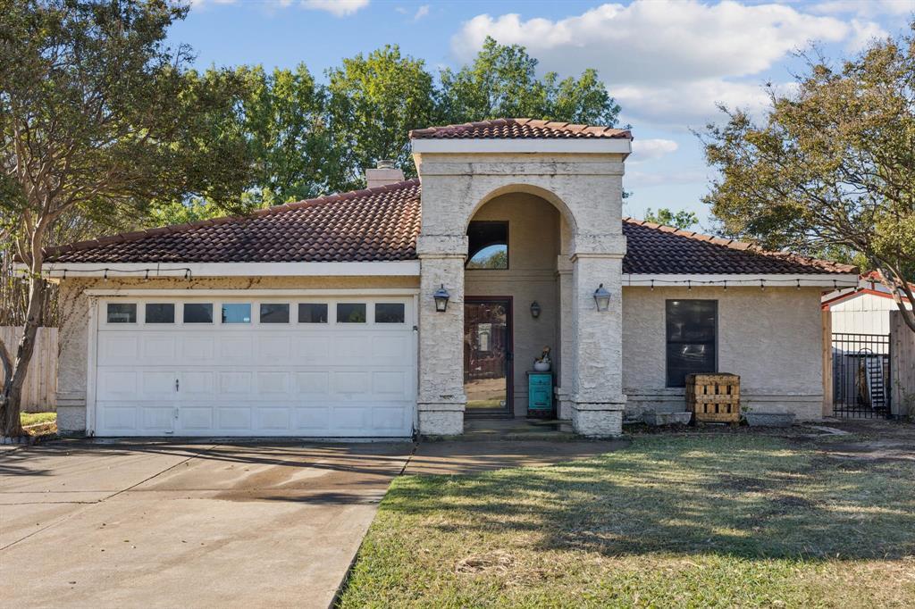 10409 Blue Stem Court, Fort Worth