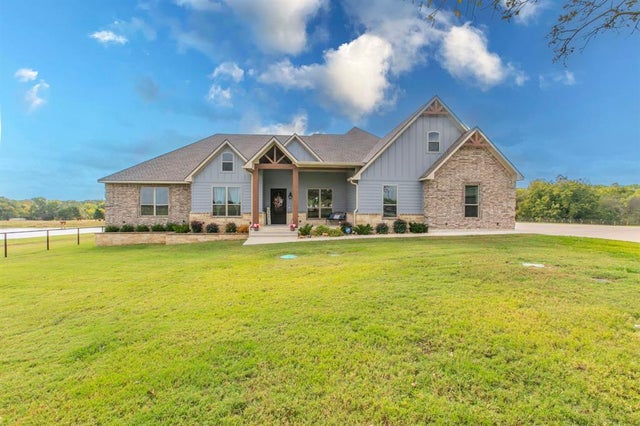 790 Bones Chapel Road, Whitesboro