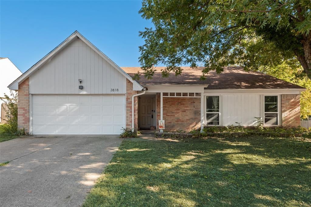 3818 Timberwood Court, Grand Prairie
