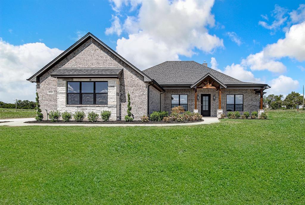 8525 Wild Colt Drive, Godley