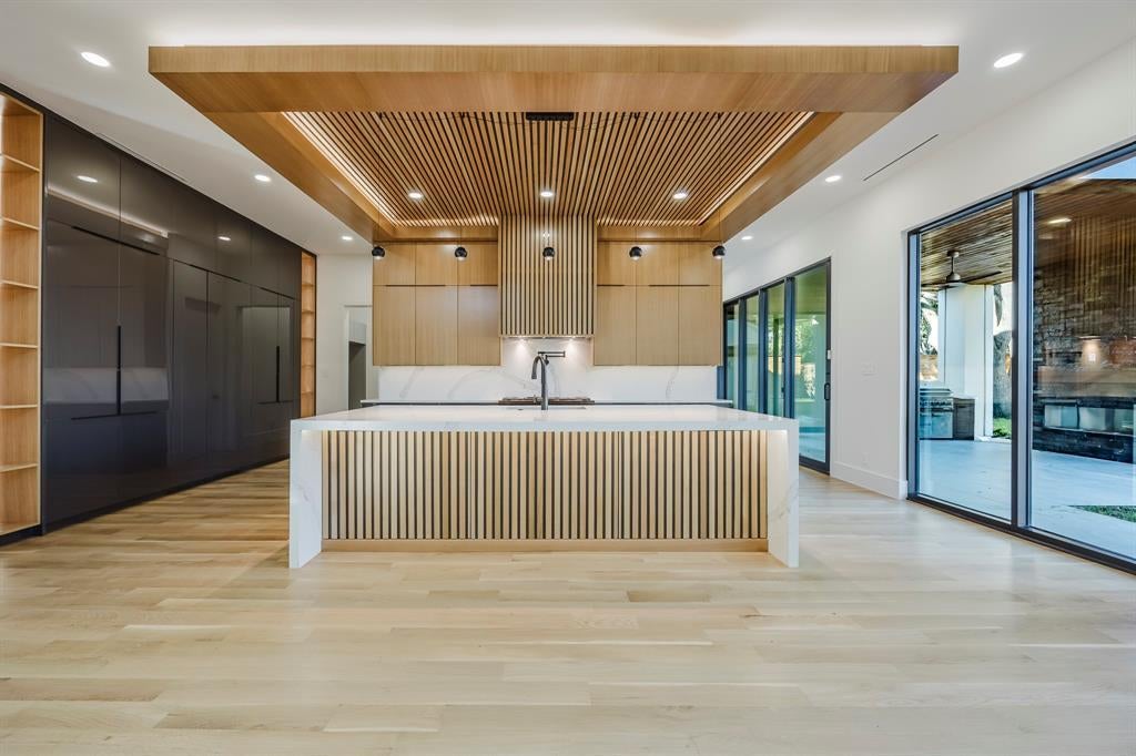 5723 Meletio Lane, Dallas