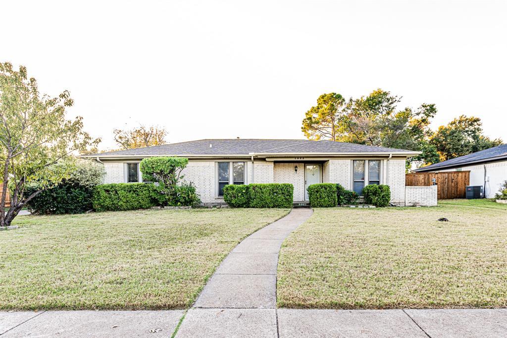 1322 E Spring Valley Road, Richardson