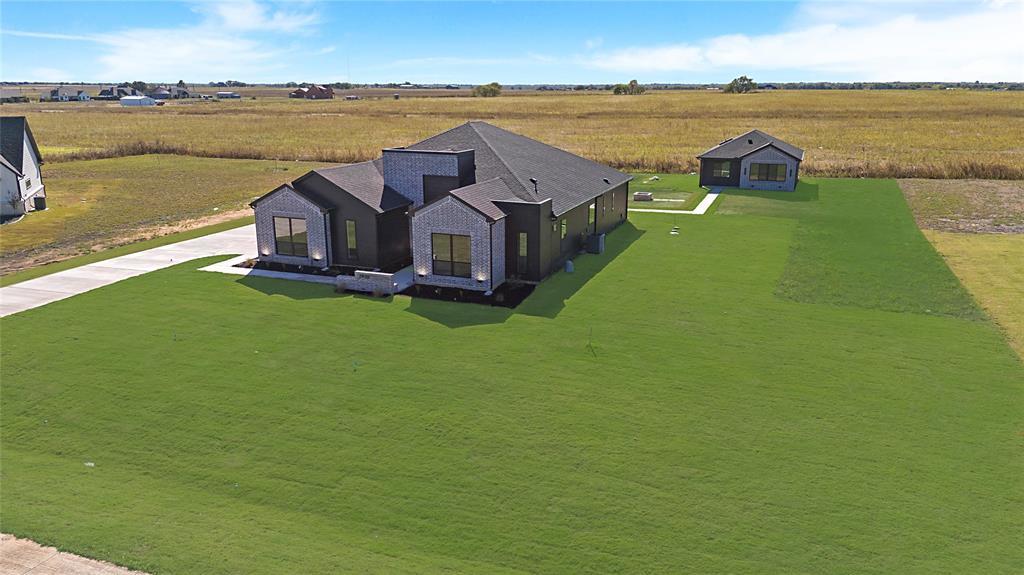 2970 Stella Rose Court, Waxahachie