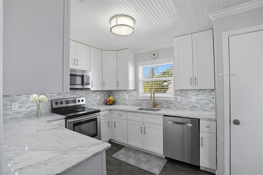 5805 Birchbrook Drive 201, Dallas