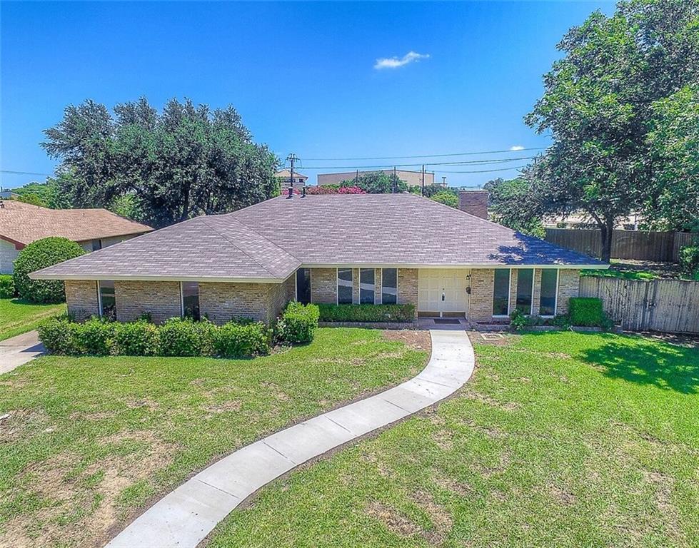 7881 La Cabeza Drive, Dallas