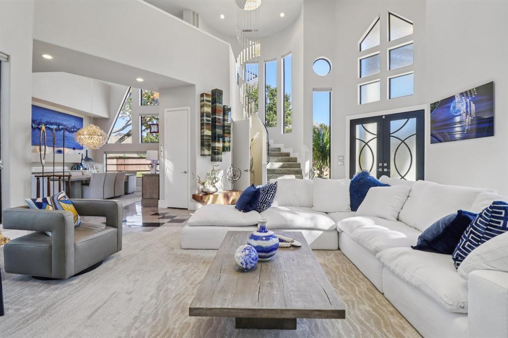 5801 Dove Creek Lane, Plano