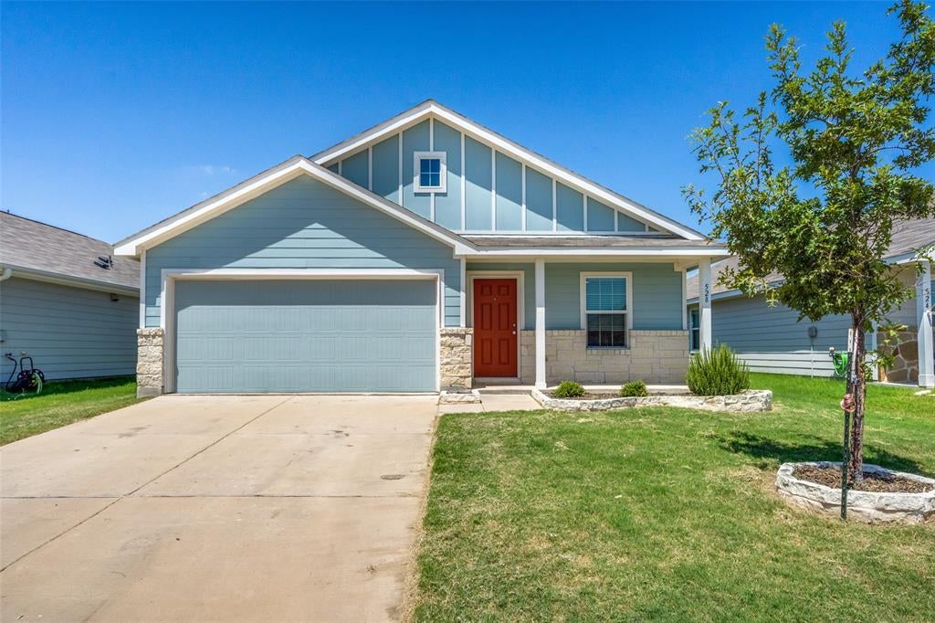 528 Autumnwood Way, Princeton