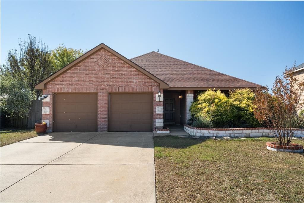 231 Saddlebrook Lane, Waxahachie