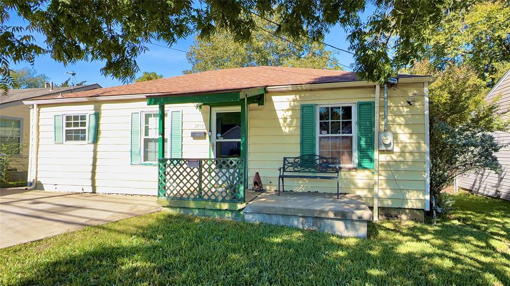 3515 W Clarendon Drive, Dallas
