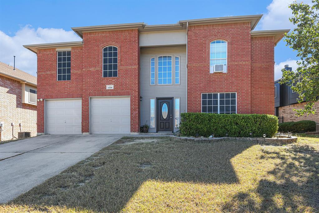 1229 Topeka Drive, Saginaw