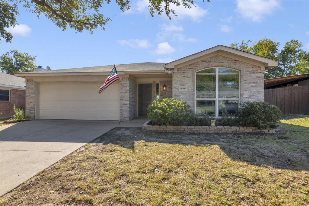 5563 Northfield Drive, Fort Worth