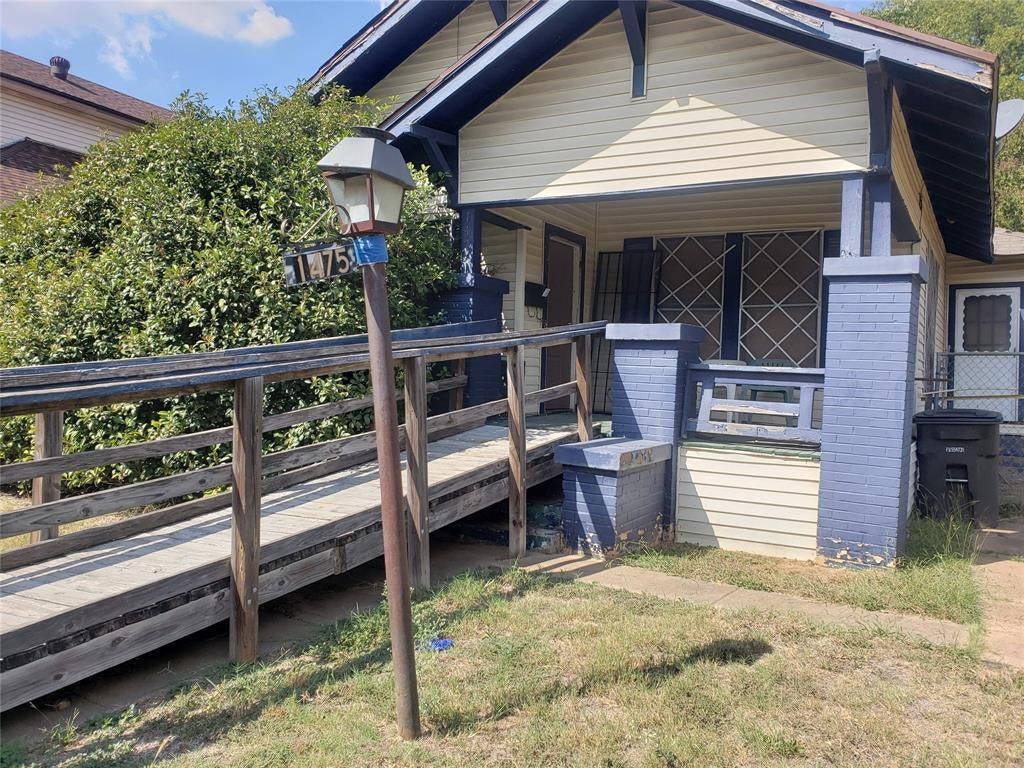 1475 E Morphy Street, Fort Worth