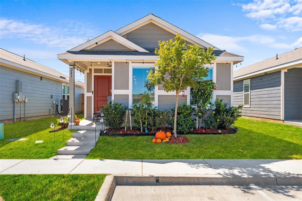 241 Thresher Lane, Princeton