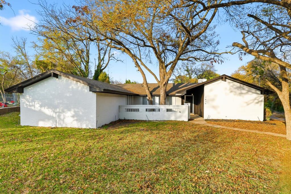 1419 Vicki Lane, Cedar Hill