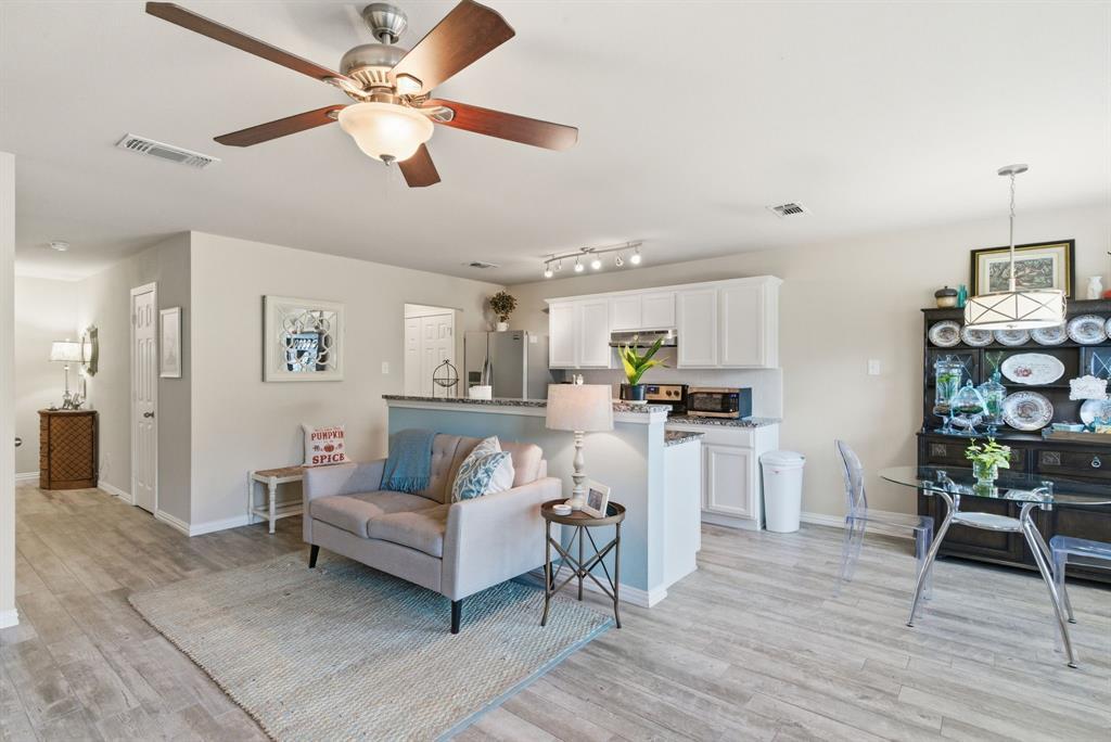 10719 Deauville Drive, Fort Worth