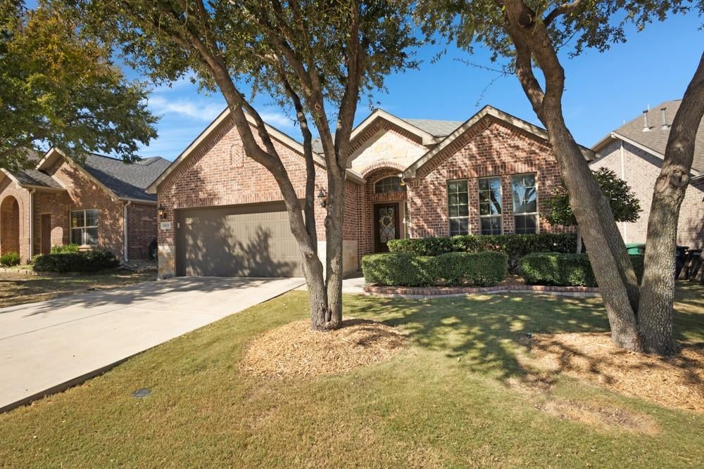 3513 Durango Root Court, Fort Worth