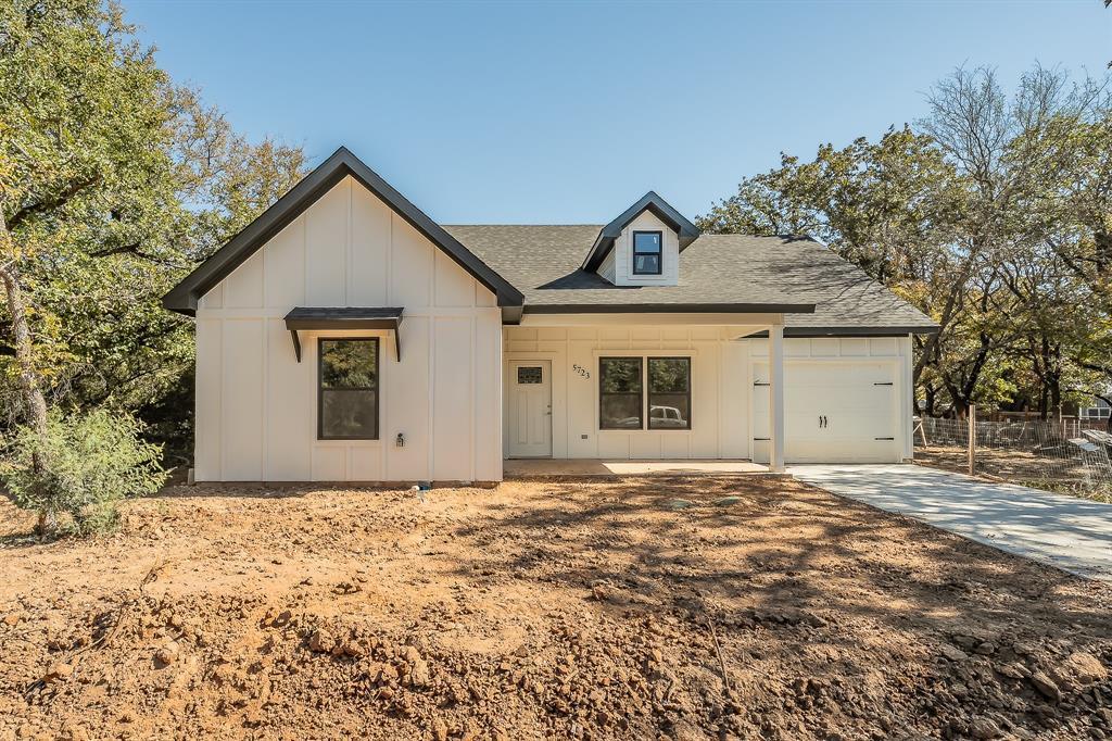 5723 Lake Granbury Trail, Granbury