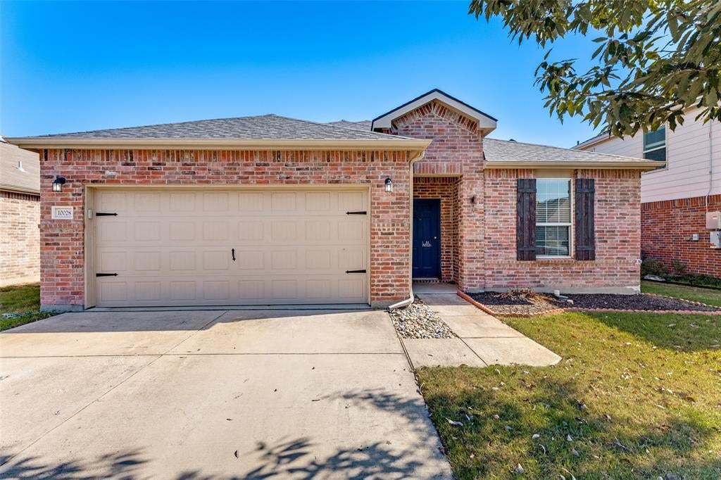 10028 Amosite Drive, Fort Worth