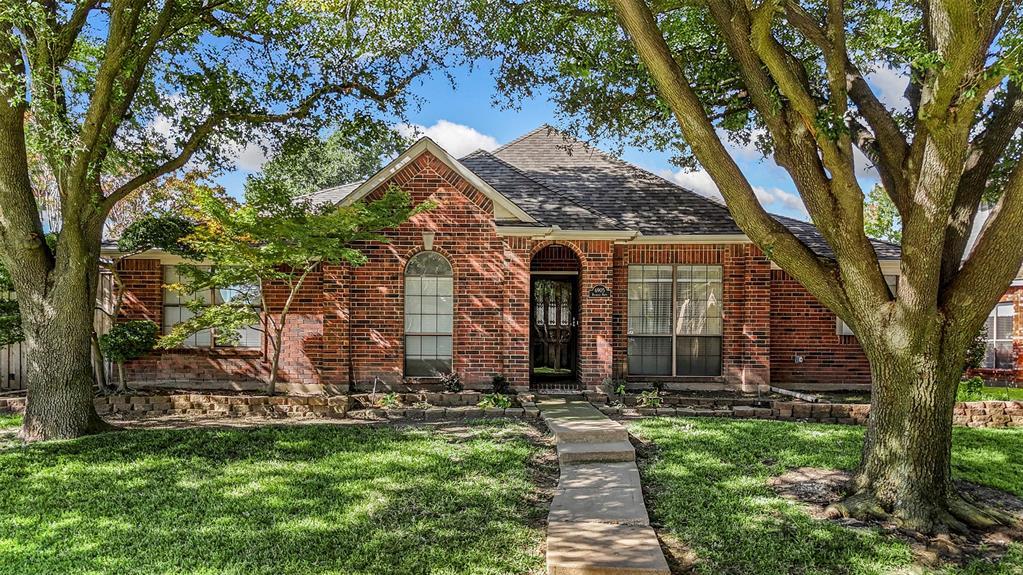 6905 Rochelle Drive, Plano