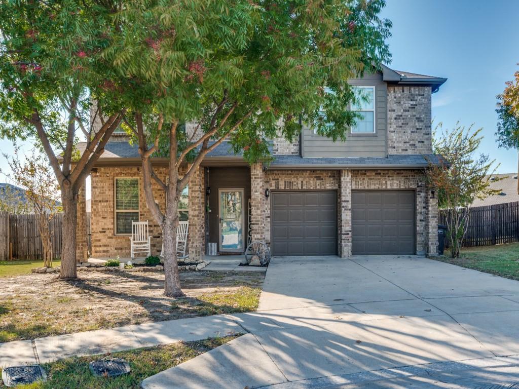 2904 Big Horn Bluff Court, Fort Worth
