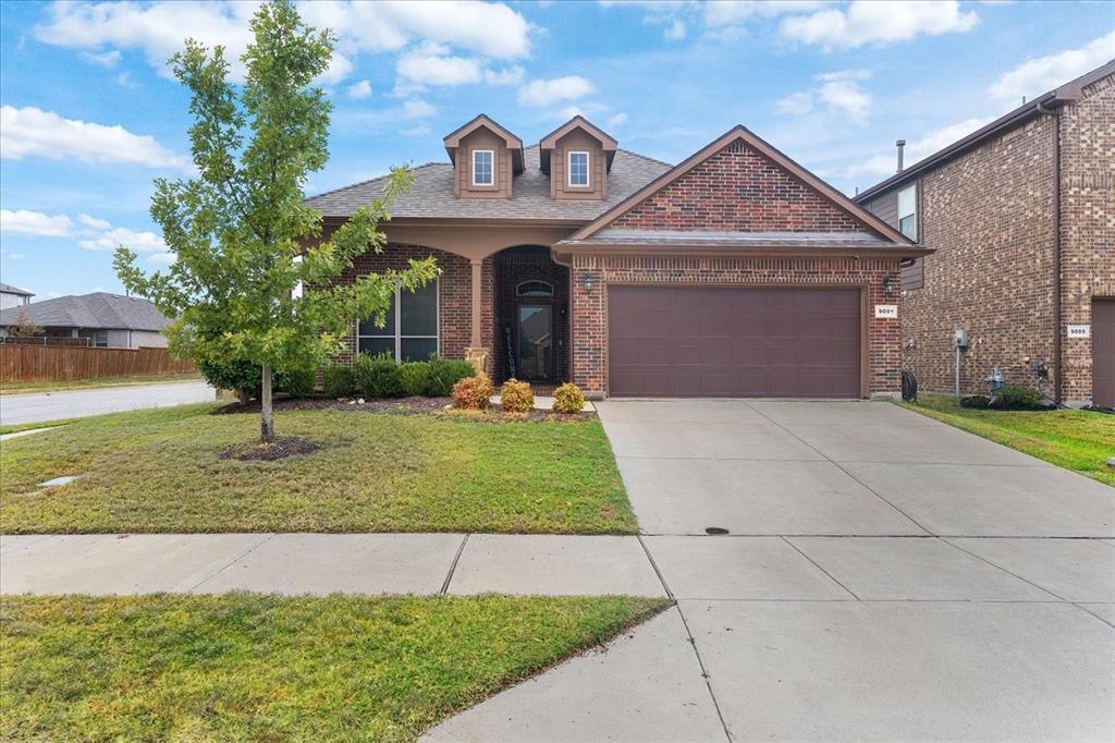 9001 Bronze Meadow Drive, Fort Worth
