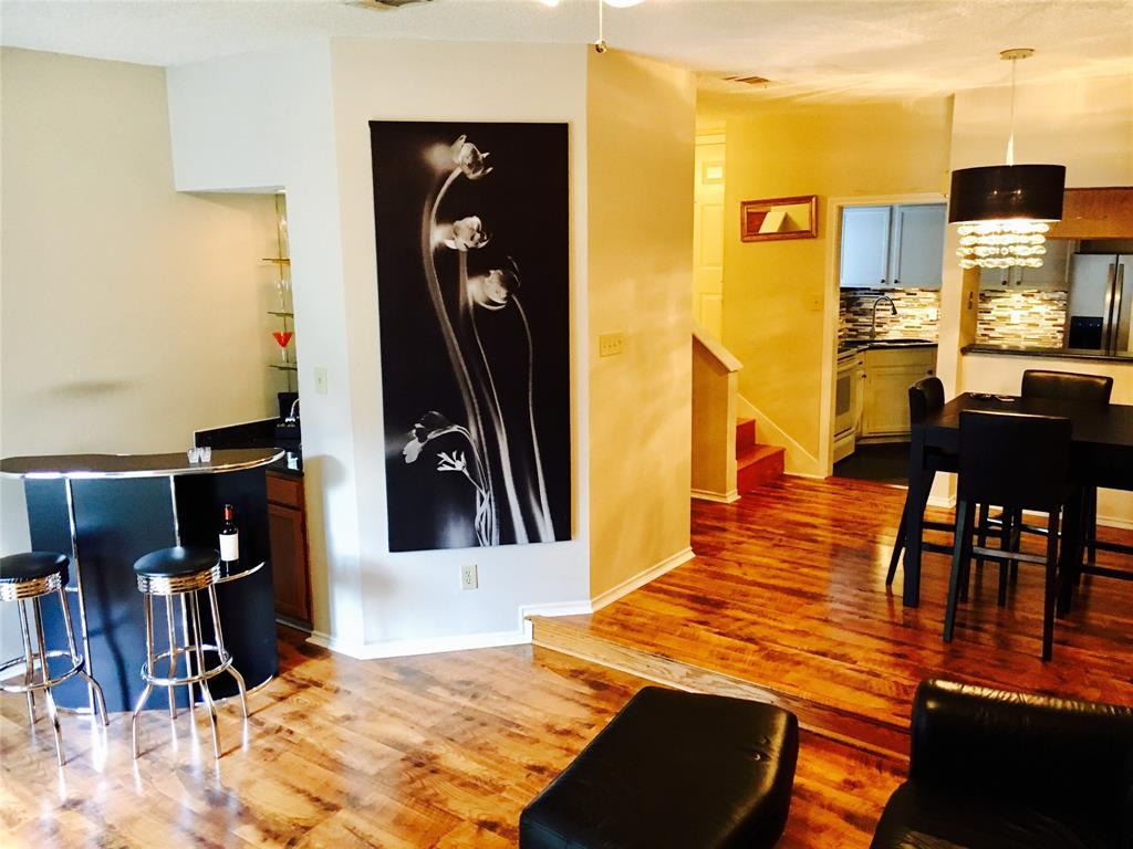 4067 Beltway Drive 114, Addison