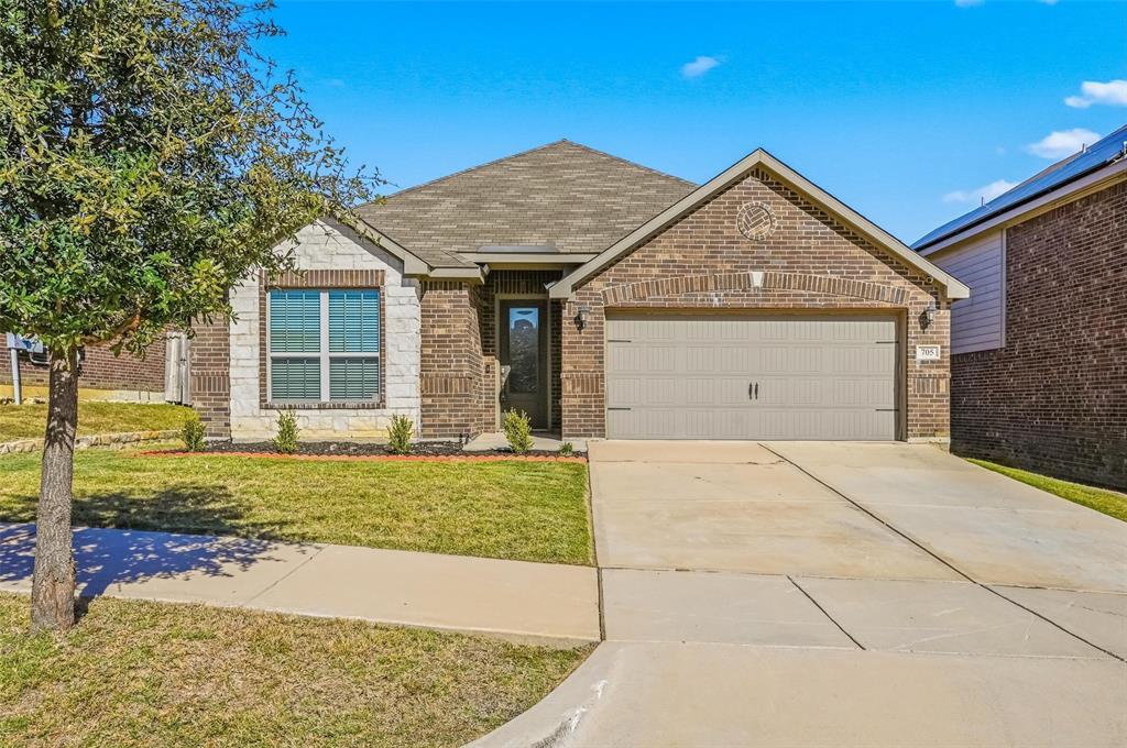 705 Juneberry Drive, Denton