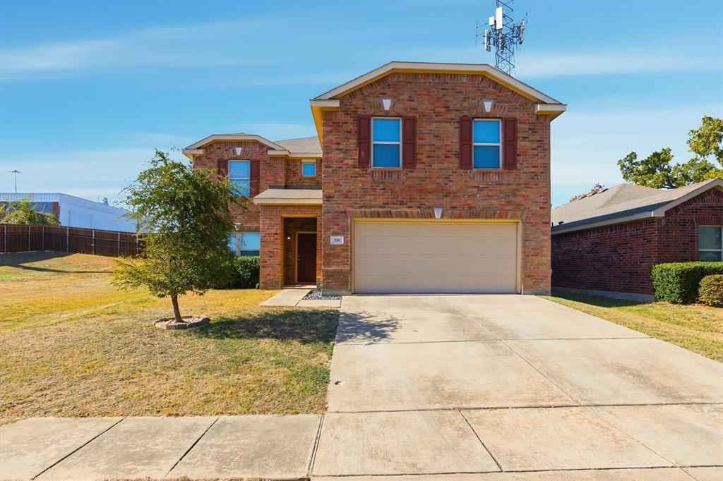 936 Blackberry Trail, Fort Worth