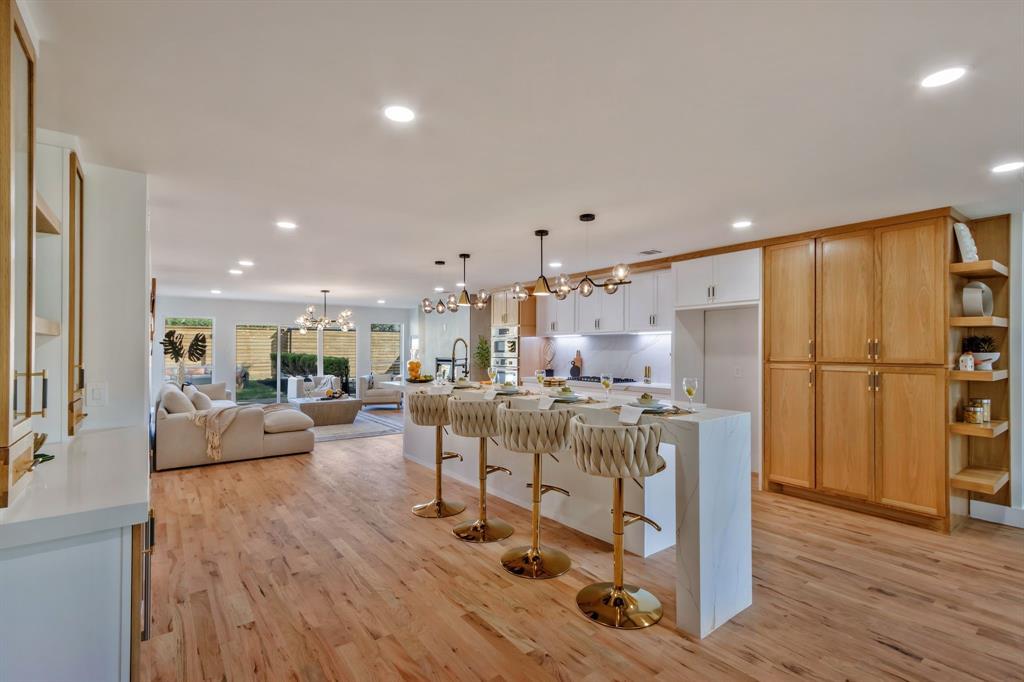 11115 Scotsmeadow Drive, Dallas