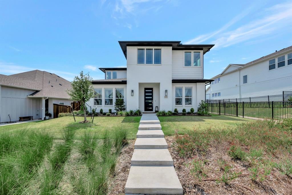14325 Walsh Avenue, Fort Worth