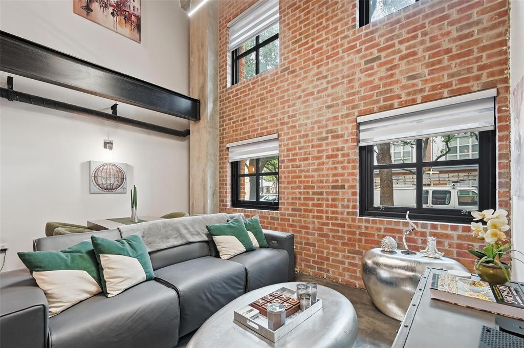 3110 Thomas Avenue 105, Dallas