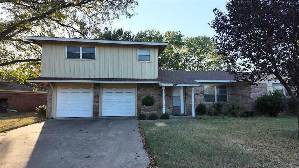 2121 Barbell Lane, Fort Worth