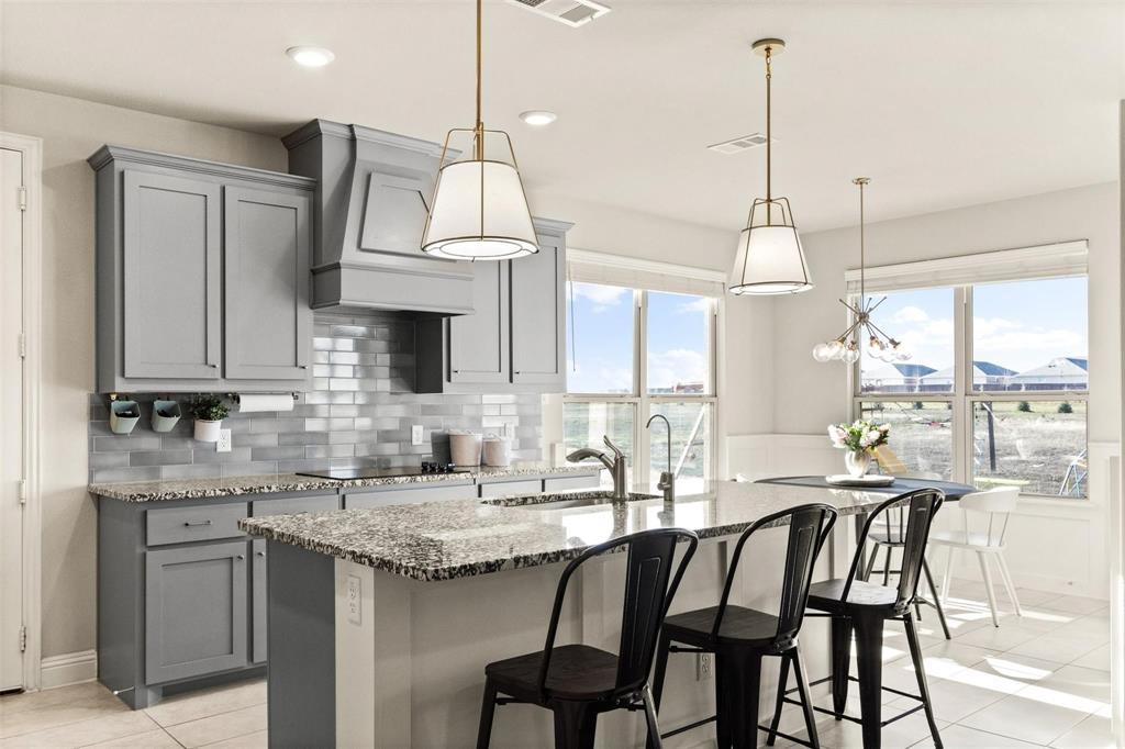 1133 Barrix Drive, Forney