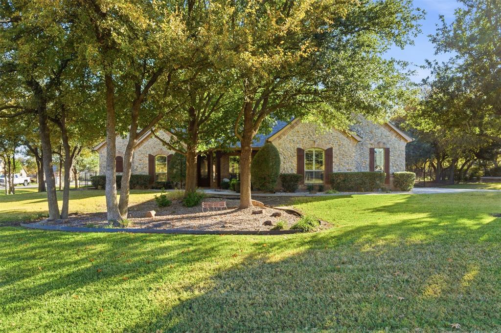 5209 Arbor Mill Drive, Fort Worth