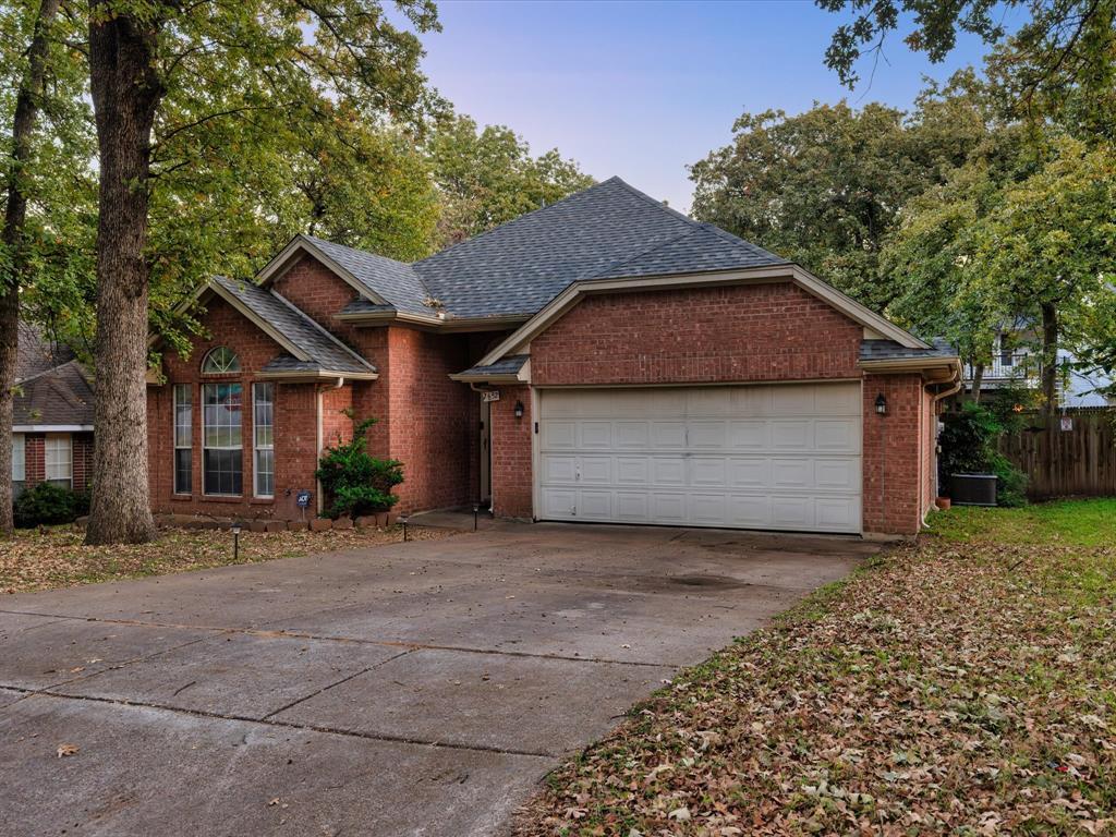 7652 Arbor Ridge Court, Fort Worth