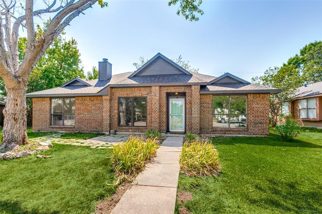 2301 Crestview Lane, Rowlett