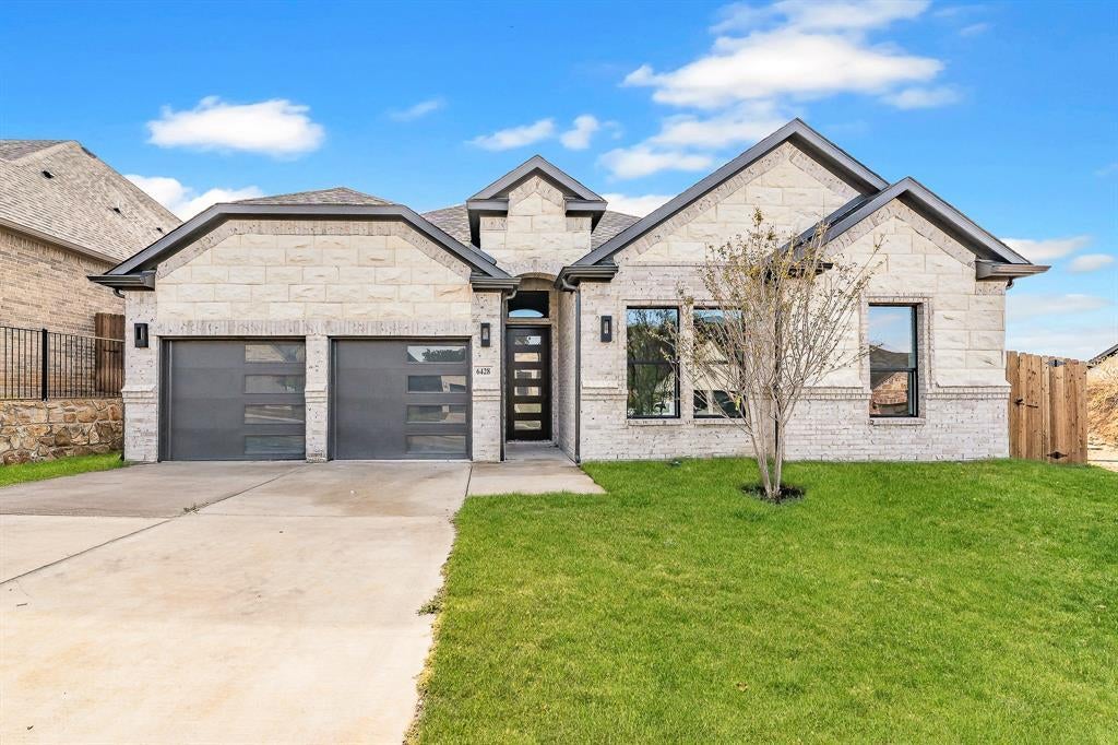 6428 St. George Court, North Richland Hills