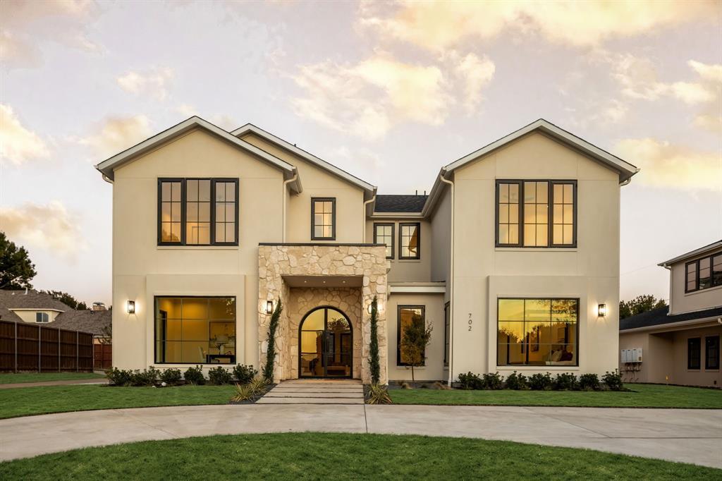 702 Mockingbird Lane, Coppell
