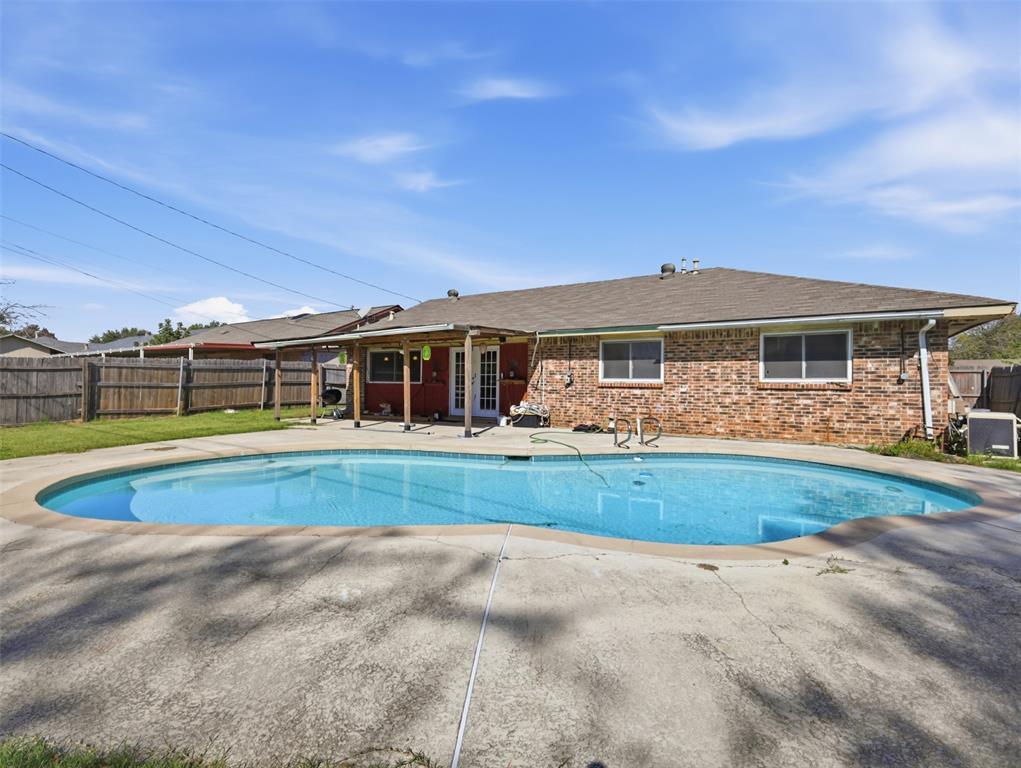 1516 Armstrong Drive, Plano