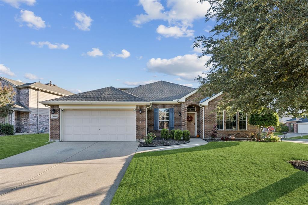 4300 Latigo Circle, Fort Worth
