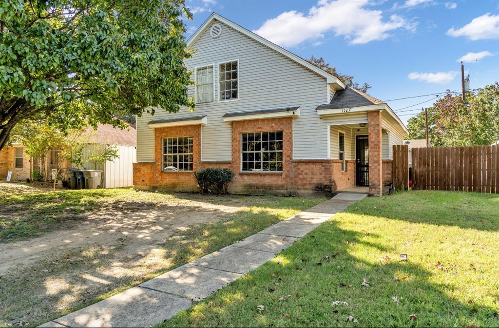 1027 Rain Forest Drive, Dallas