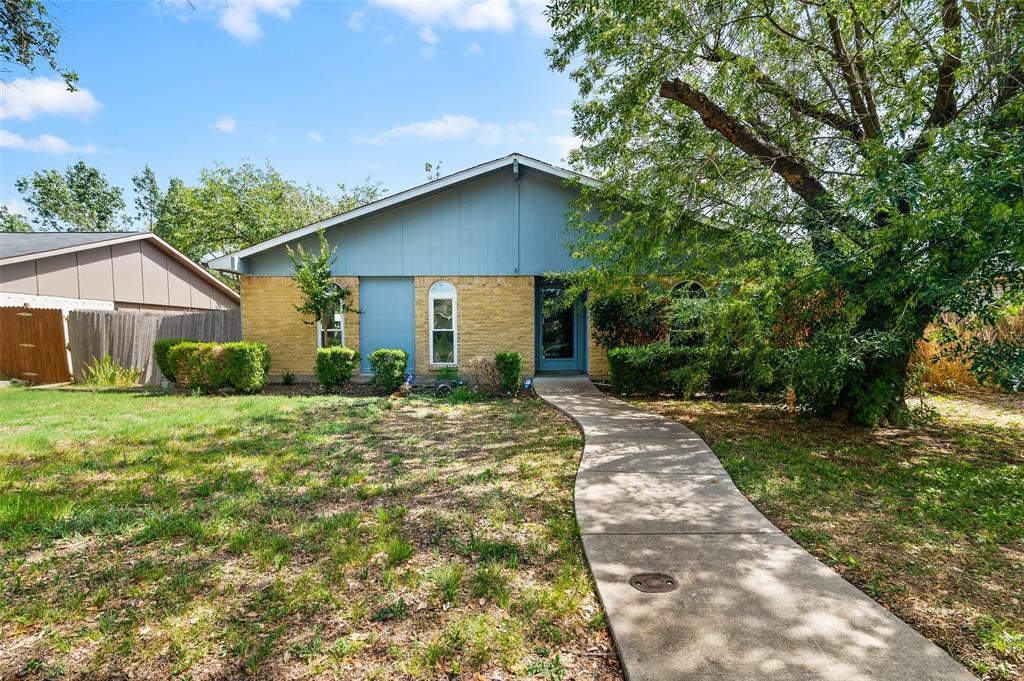 2068 E Peters Colony Road, Carrollton