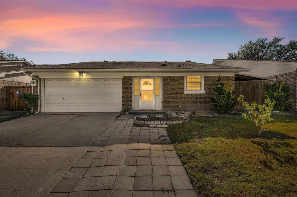 2212 Benbrook Drive, Carrollton