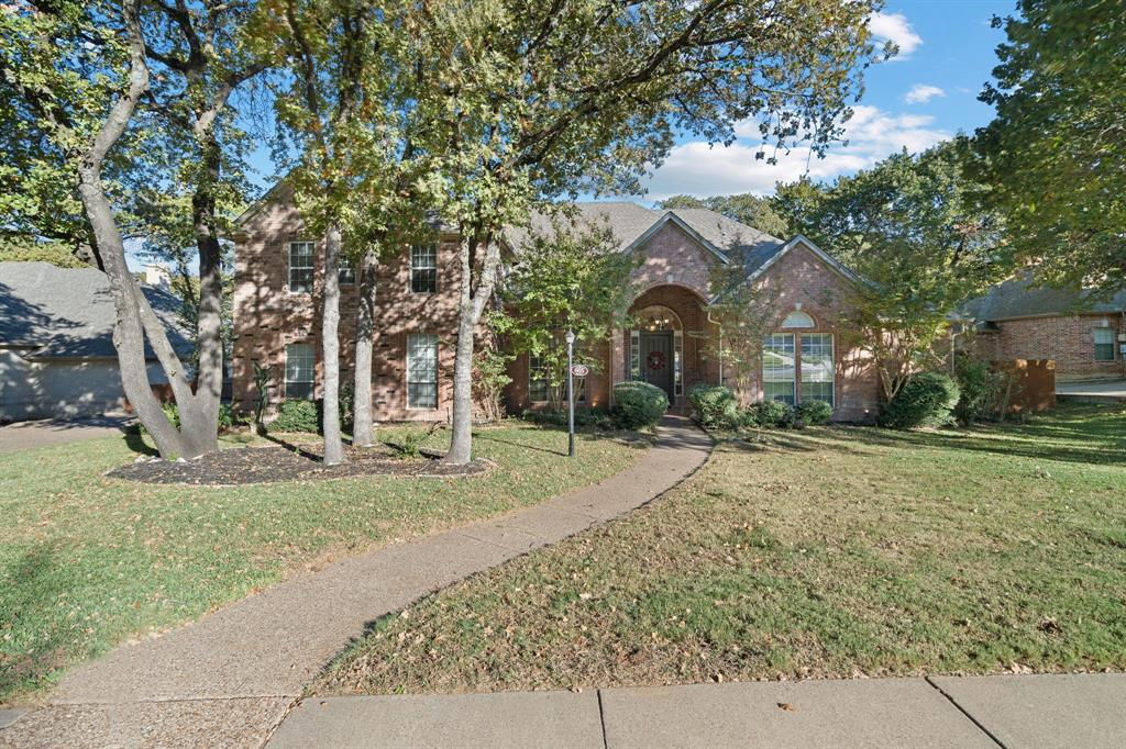 605 Royal Lane, Southlake